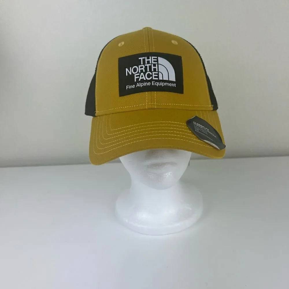 The North Face MUDDER TRUCKER